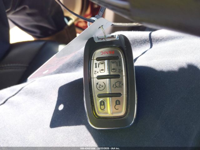 2023 CHRYSLER PACIFICA 2C4RC1BG9PR578094 Photo 10