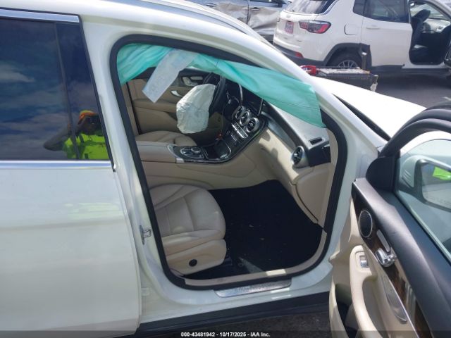 2019 MERCEDES-BENZ GLC 300 WDC0G4JBXKV125462 Photo 4