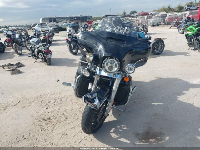 2015 HARLEY-DAVIDSON FLHTCU 1HD1FCM16FB706473 Photo 4