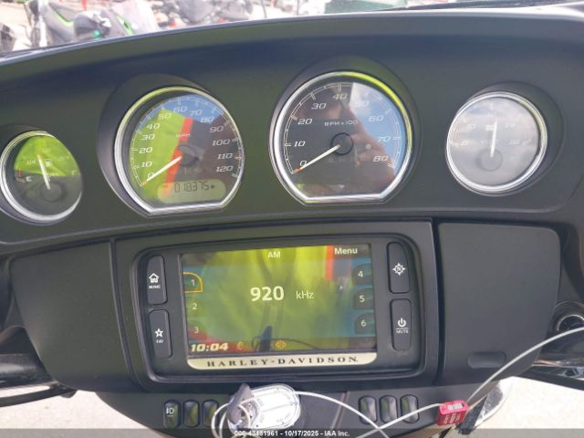 2015 HARLEY-DAVIDSON FLHTCU 1HD1FCM16FB706473 Photo 6