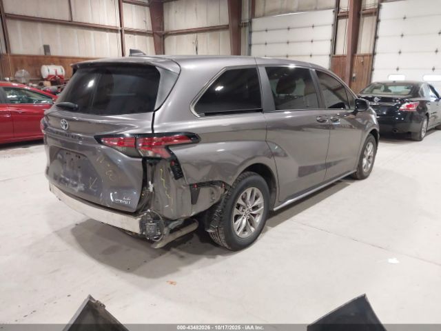 2022 TOYOTA SIENNA 5TDKRKEC4NS108333 Photo 3
