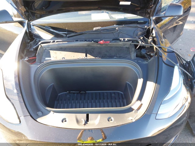 2023 TESLA MODEL Y 7SAYGDEE6PF859408 Photo 9