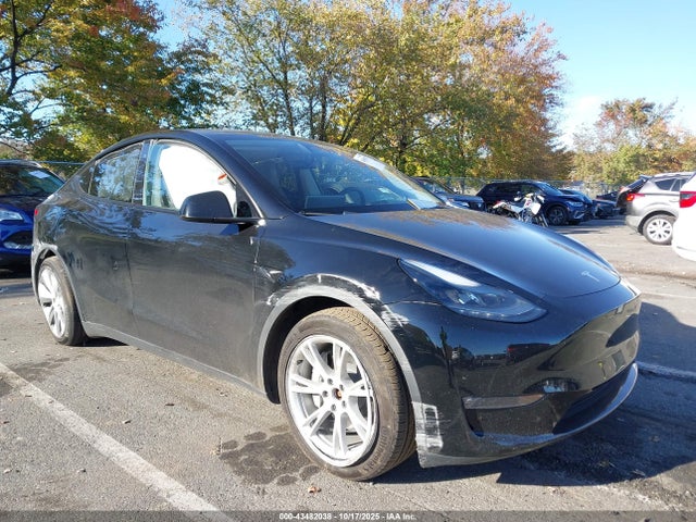 2023 TESLA MODEL Y 7SAYGDEE6PF859408 Photo 5