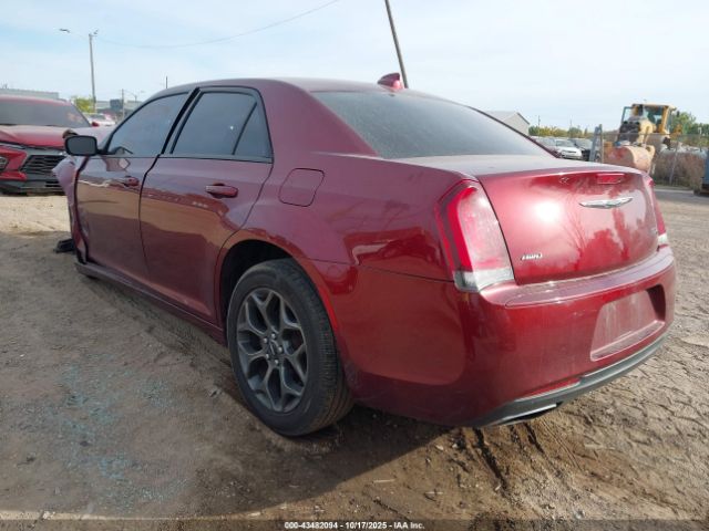 2018 CHRYSLER 300 2C3CCAGGXJH160675 Photo 2