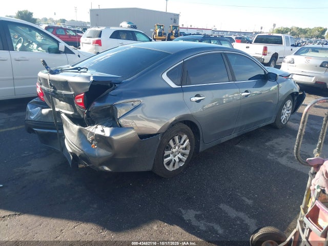 1N4AL3AP6HN349337 Nissan Altima 2.5 S