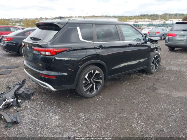 2022 MITSUBISHI OUTLANDER JA4J4UA8XNZ005501 Photo 3