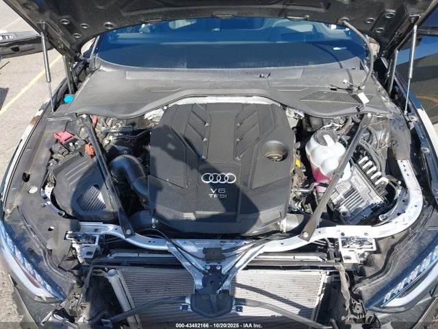 2025 AUDI A8 WAULDAF84SN001482 Photo 9