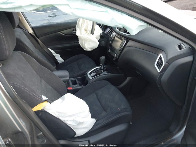 JN8AT2MV7GW136117 Nissan ROGUE SV