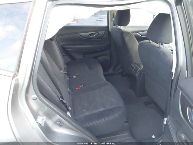 JN8AT2MV7GW136117 Nissan ROGUE SV