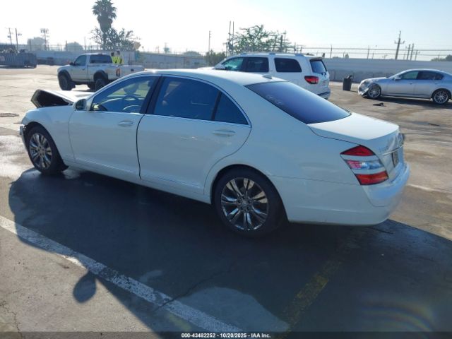 2009 MERCEDES-BENZ S 550 WDDNG71X99A274459 Photo 2