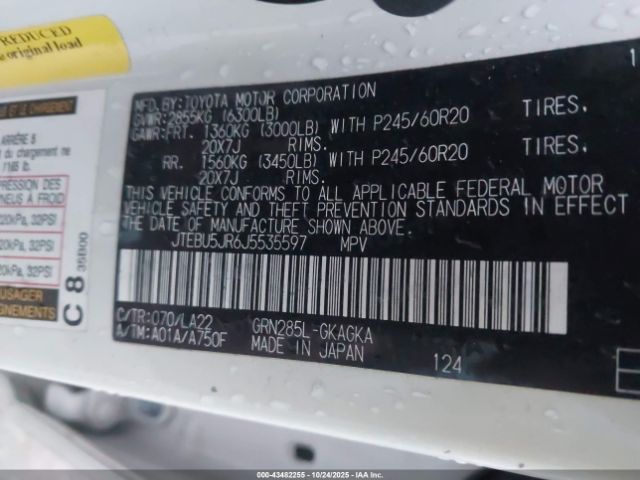 2018 TOYOTA 4RUNNER JTEBU5JR6J5535597 Photo 8