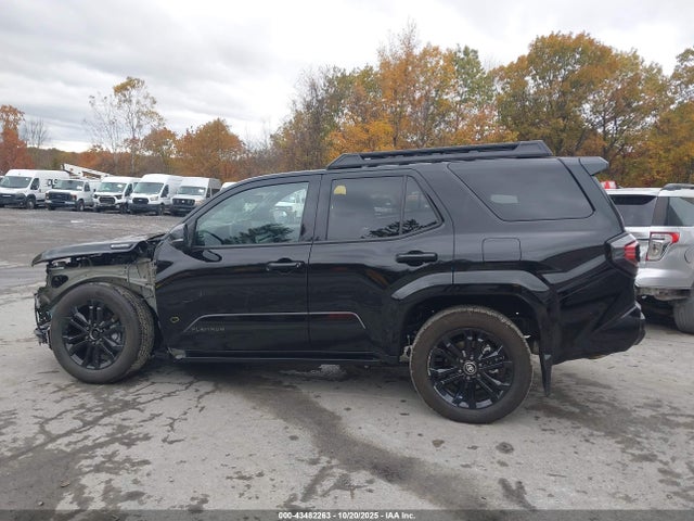 Toyota 4runner Hybrid Platinum 2025 JTEVB5BR0S5001112 Image 15