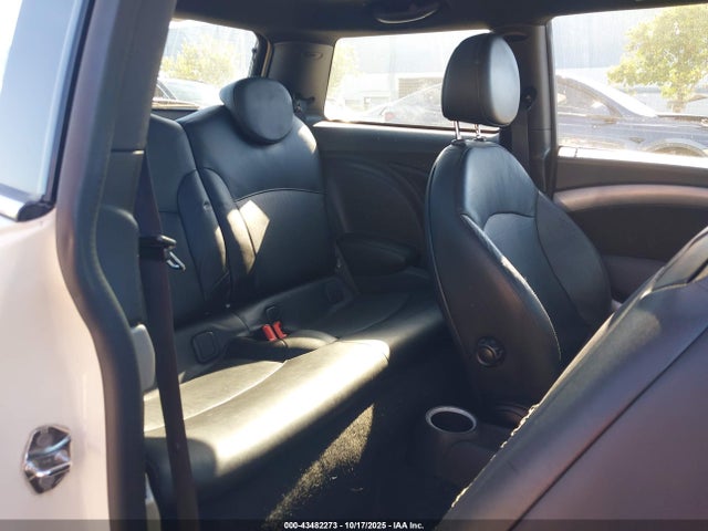 2009 MINI COOPER WMWMF33559TW77899 Photo 7