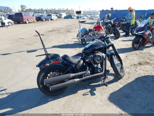 2018 HARLEY-DAVIDSON FXBB 1HD1YJJ33JC085085 Photo 3