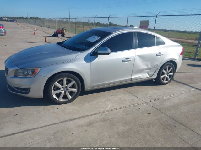 2016 VOLVO S60 YV126MFK4G2407545 Photo 1