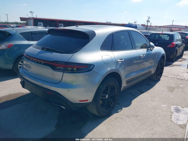 2024 PORSCHE MACAN WP1AA2A52RLB16396 Photo 3