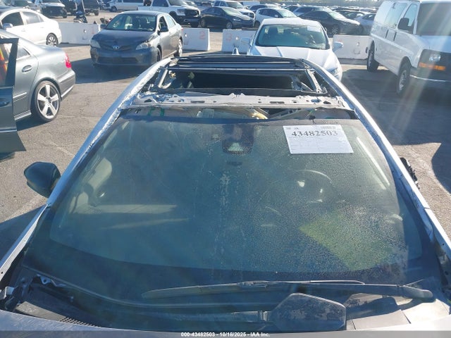 JTDACAAU4R3033761 Toyota Prius Le