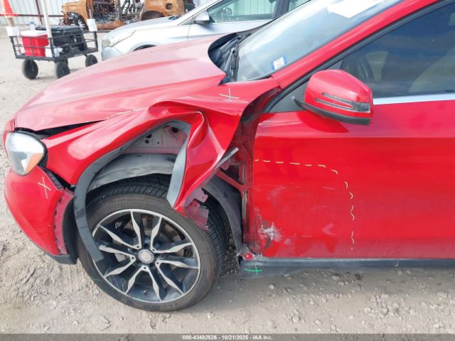 2015 MERCEDES-BENZ GLA 250 WDCTG4GB3FJ057538 Photo 5