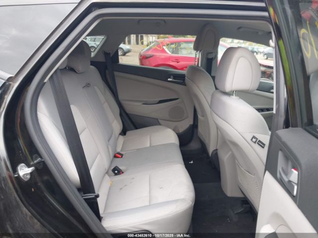 2017 HYUNDAI TUCSON KM8J3CA47HU431014 Photo 7