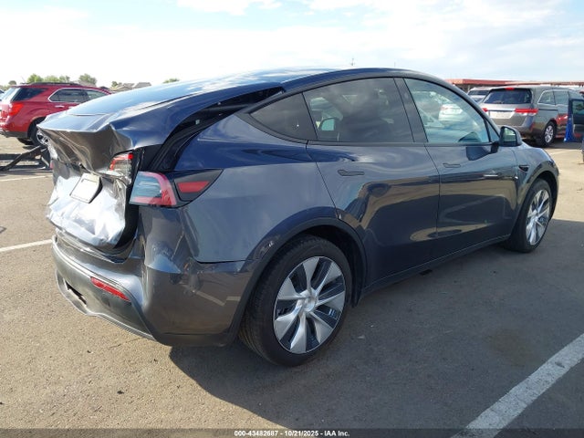 2023 TESLA MODEL Y 7SAYGDED5PF961452 Photo 3