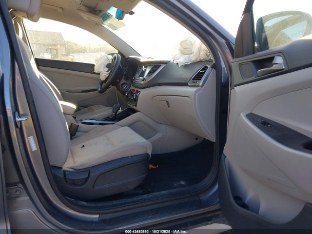 2018 Hyundai Tucson Sel მანქანა იყიდება აუქციონზე, vin: KM8J33A40JU690367, აუქციონის ნომერი: 43482693