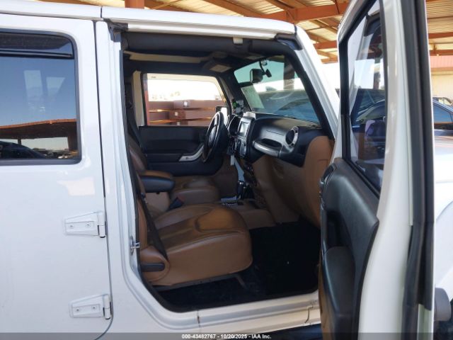 2015 JEEP WRANGLER UNLIMITED 1C4BJWEG6FL556500 Photo 4
