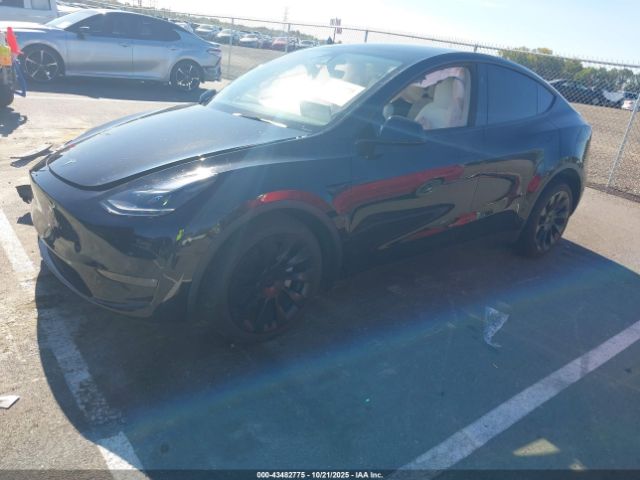 2025 TESLA MODEL Y 7SAYGDEE3SA361091 Photo 1