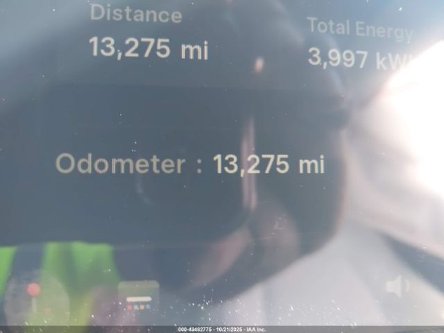 2025 TESLA MODEL Y 7SAYGDEE3SA361091 Photo 6