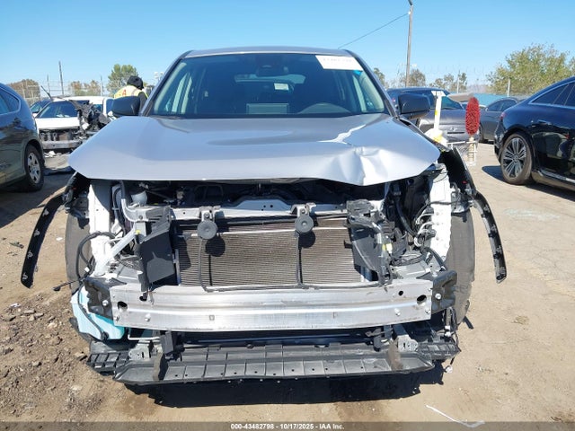 Toyota RAV4 LE 2023 2T3H1RFV8PW278979 Image 13