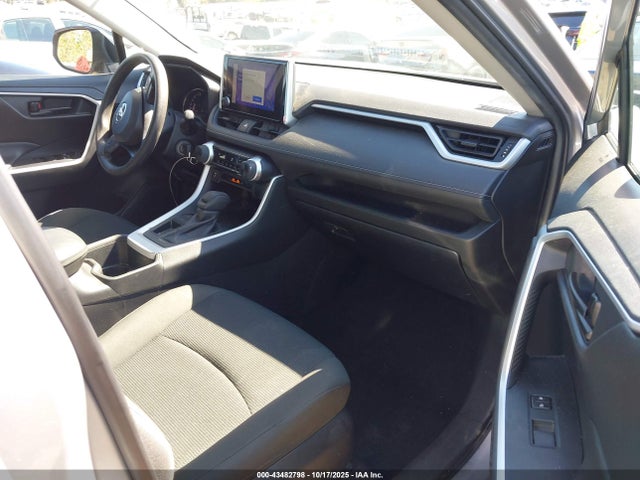 Toyota RAV4 LE 2023 2T3H1RFV8PW278979 Image 5
