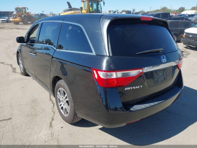 2011 HONDA ODYSSEY 5FNRL5H68BB101800 Photo 2