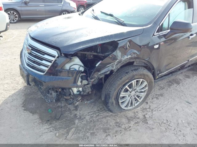 2017 CADILLAC XT5 1GYKNDRS1HZ311315 Photo 5