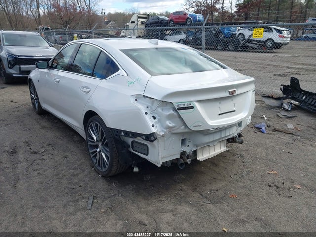 2023 CADILLAC CT5 1G6DS5RK0P0127423 Photo 2