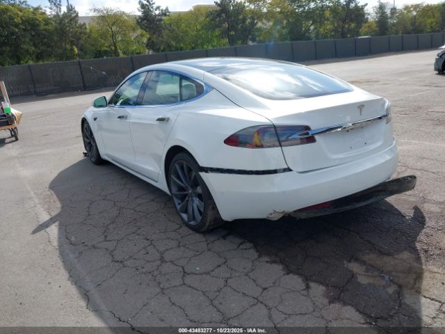 2017 TESLA MODEL S 5YJSA1E18HF206273 Photo 2