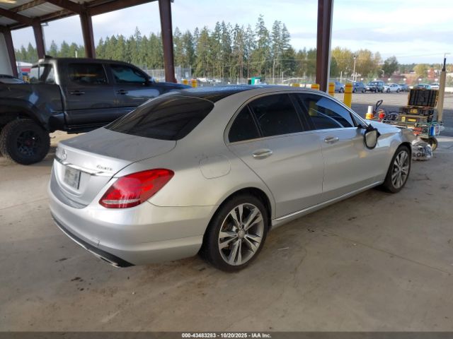 2015 MERCEDES-BENZ C 300 55SWF4KB5FU000907 Photo 3