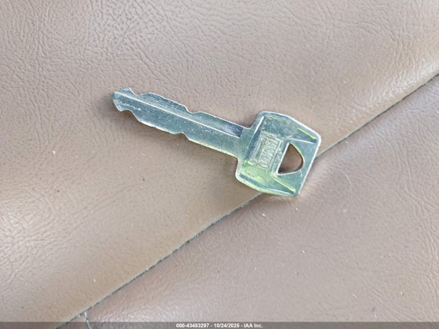 1987 FORD F150 1FTCF15N9HPB11588 Photo 10