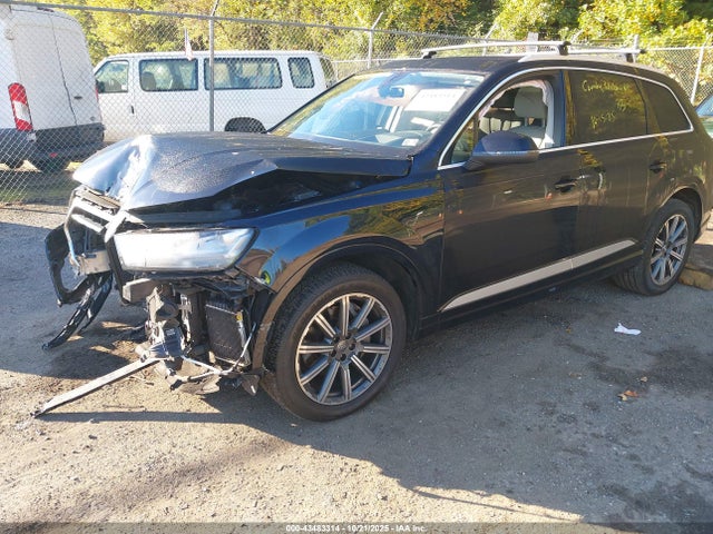2017 AUDI Q7 WA1VAAF7XHD052859 Photo 1