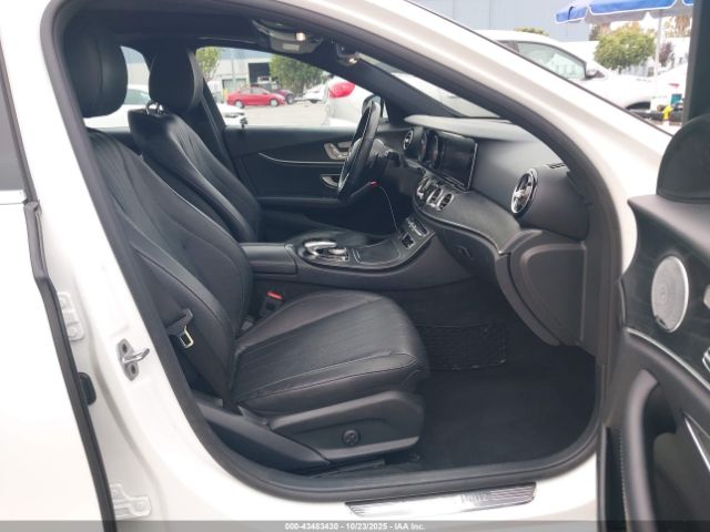 2019 MERCEDES-BENZ E 300 WDDZF4KBXKA552653 Photo 4