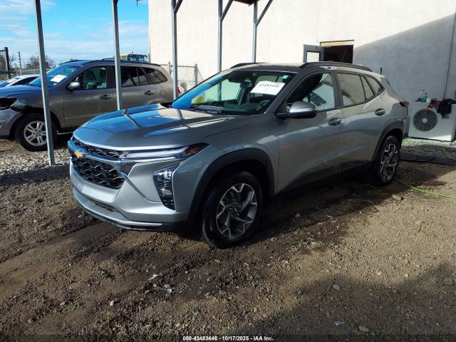 2025 CHEVROLET TRAX KL77LHEP0SC077413 Photo 1