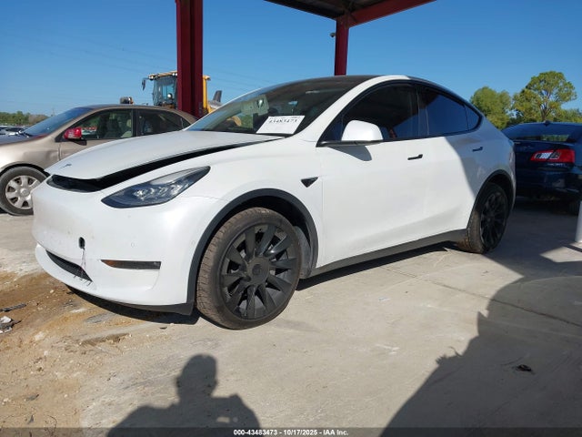 2022 TESLA MODEL Y 7SAYGDEE8NA021164 Photo 1