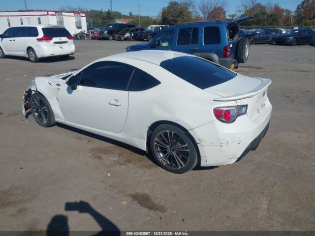 2015 SCION FR-S JF1ZNAA18F8704002 Photo 2