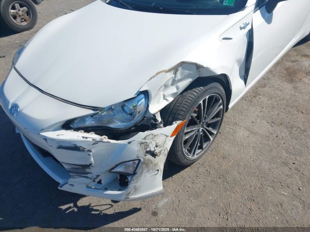 2015 SCION FR-S JF1ZNAA18F8704002 Photo 5