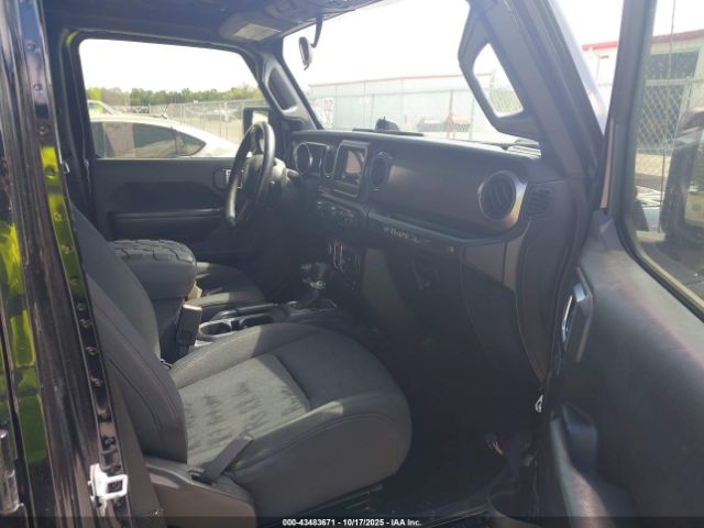 2018 JEEP WRANGLER UNLIMITED 1C4HJXDG5JW226243 Photo 4