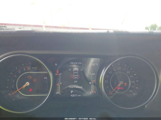 2018 JEEP WRANGLER UNLIMITED 1C4HJXDG5JW226243 Photo 6