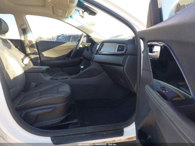 2017 KIA NIRO KNDCC3LCXH5074651 Photo 4