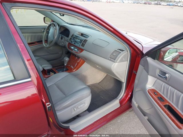 2005 TOYOTA CAMRY 4T1BF30K15U104003 Photo 4