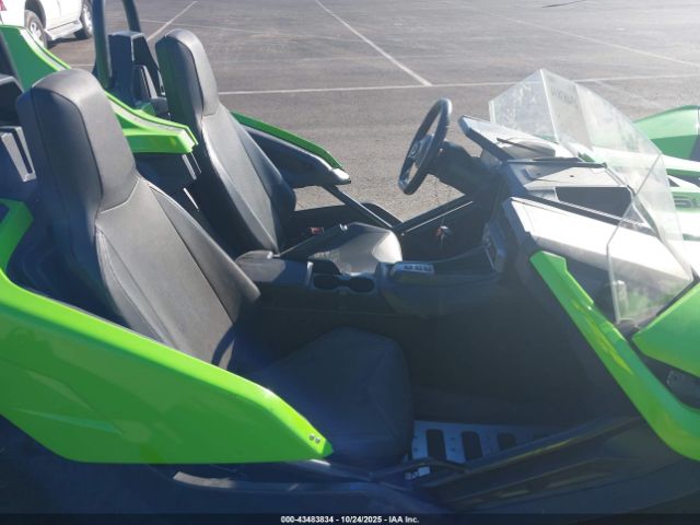 2022 POLARIS SLINGSHOT 57XAAPHD9N8150626 Photo 4