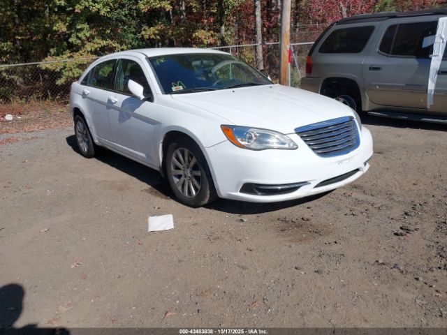 2013 CHRYSLER 200 1C3CCBBB4DN764722
