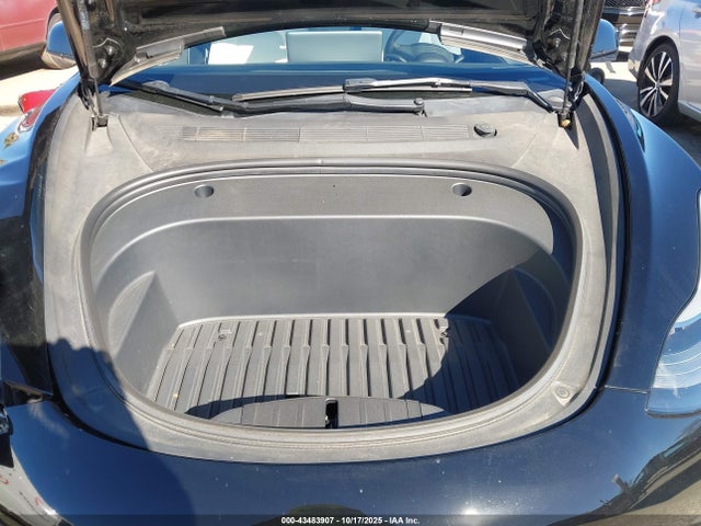 2023 TESLA MODEL 3 5YJ3E1EA6PF476903 Photo 9
