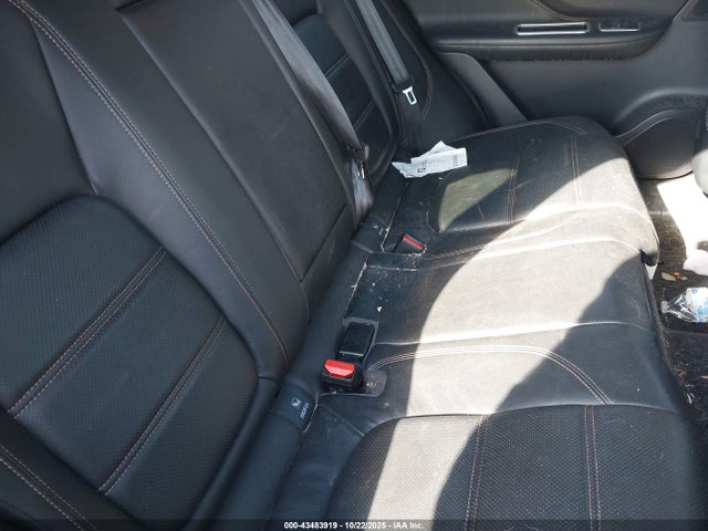 2017 JAGUAR F-PACE SADCK2BV5HA085195 Photo 7